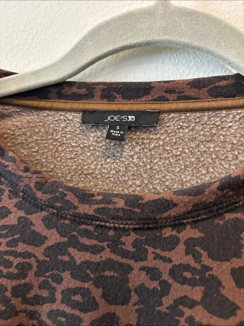 Joe's Jeans Brown & Black Leopard Crewneck Sweatshirt Small Pleated Animal Print